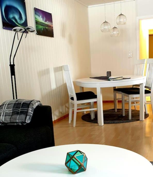 Spacious Apartment On Kvaloya Kvaloysletta Kültér fotó